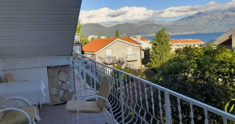 Apartments in Djenovici (Herceg Novi)